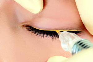 Permanent Make-up - eine interessante Alternative zum täglichen Schminken.